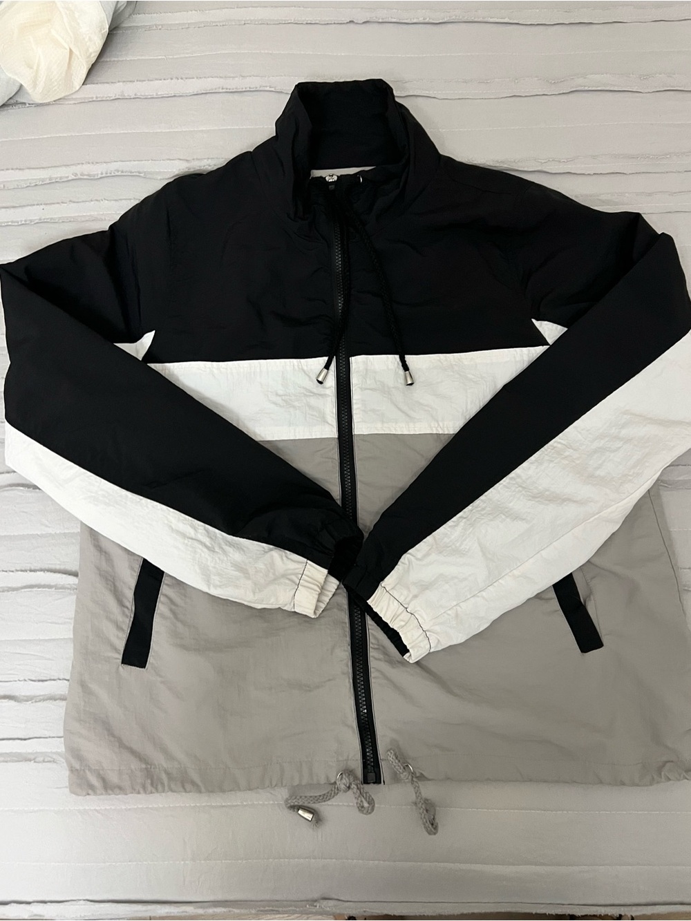 Women’s Colorblock Windbreaker Jacket - Black/White/Taupe